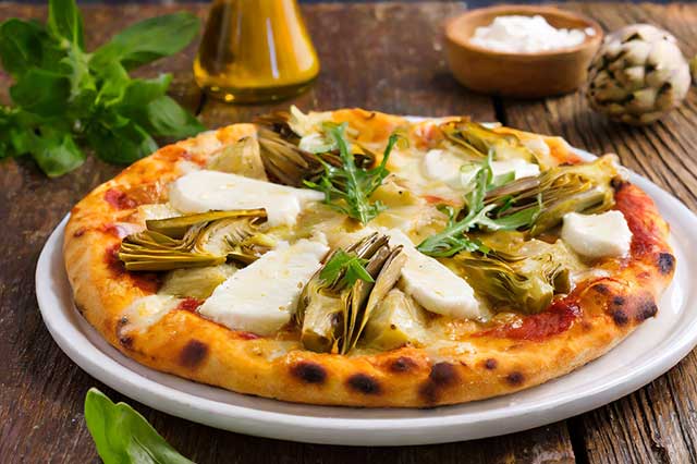 Firefly Pizza a lArtichaut et au Fromage de Chevre 517
